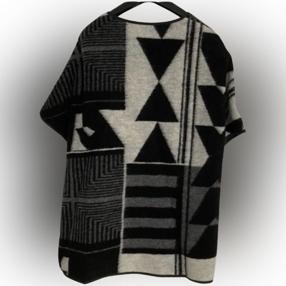 M&S INDIGO SPRING BNWOTBlack Grey Cream Cape Wrap Poncho Open-Sleeve Coat Jacket - Picture 6 of 11